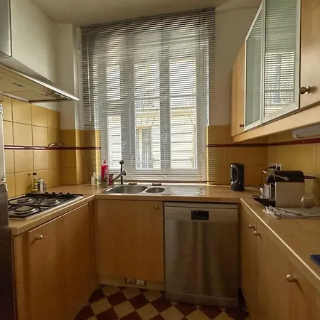 Flexliving - - Bachaumont Holiday home